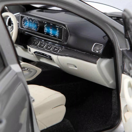 Paragon Mercedes-Maybach GLS 600 1:18 Diecast Model Car - detailed collectible replica