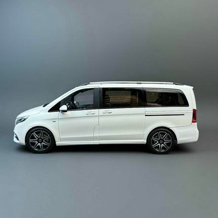 Norev Mercedes-Benz V260 1:18 Diecast Model Car - studio product photo of the scale model