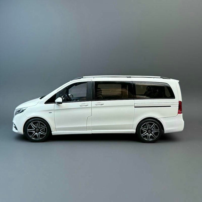 Norev Mercedes-Benz V260 1:18 Diecast Model Car - studio product photo of the scale model