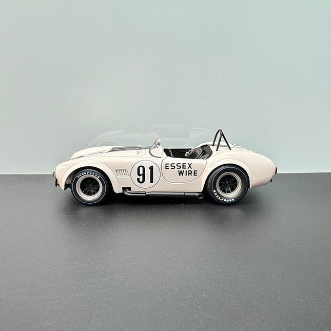 YX Car Model Shelby Cobra 427 S/C White No. 91 1:18 Diecast Model Car - studio product photo of the scale model
