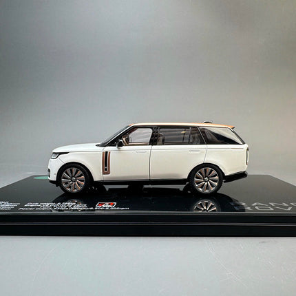 LCD Model Range Rover SV Autobiography LWB 1:43 Diecast Model Car - fine detailed model replica