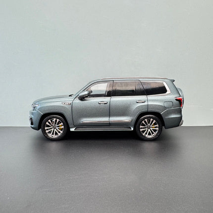 BAIC BJ60 Azure Stone Star Grey Off-Road SUV 1:18 Diecast Model Car - collectible scale model car