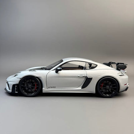 Norev Porsche 911 GT4 RS Silver 1:18 Diecast Model Car - collector edition scale model