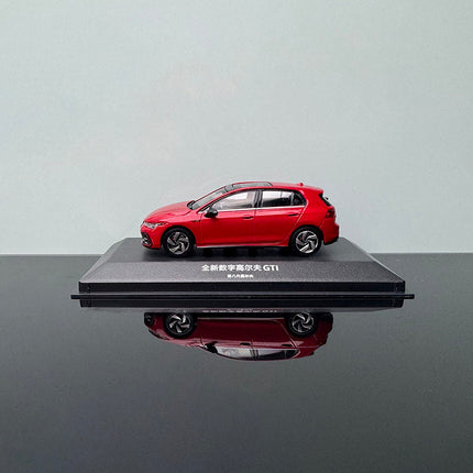 YX Car Model Volkswagen Golf V R32 2005 Red 1:43 Diecast Model Car - studio product photo of the scale model