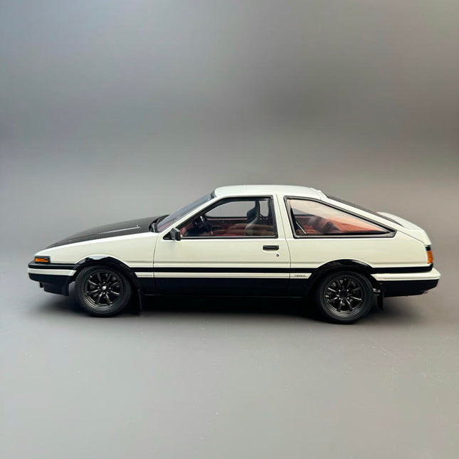 AutoArt Toyota AE86 Initial D 30th Anniversary 1:18 Diecast Model Car - studio product photo of the scale model