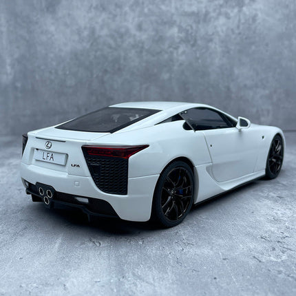 Lexus LFA Pop-Up Spoiler Edition 1:18 Diecast Model Car - collectible scale model car