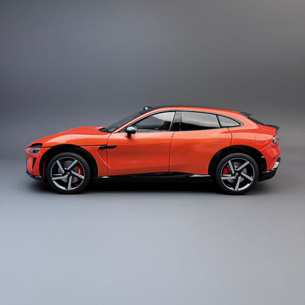 Xiaomi YU7 Orange 1:18 Diecast Model Car - collectible scale model car