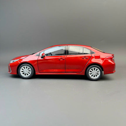 Original Toyota Corolla 12th Gen Red 1:18 Diecast Model Car - collectible scale model car