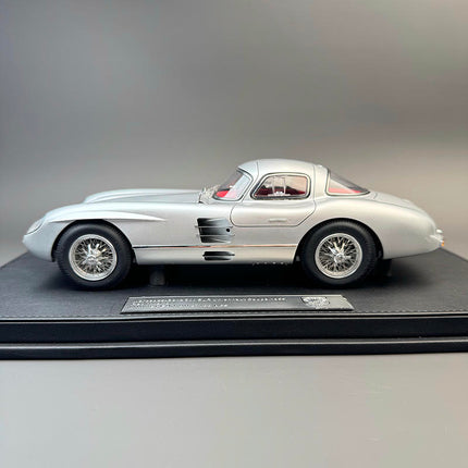V8 Model Mercedes-Benz 300 SLR 1:18 Resin Model Car - collectible scale model car
