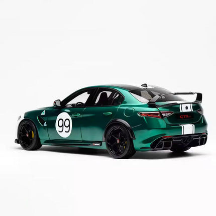 Motorhelix Alfa Romeo Giulia GTAm Green 1:18 Diecast Model Car - collectible scale model car