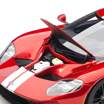 AutoArt Ford GT 2017 Red 1:18 Diecast Model Car - detailed model car replica