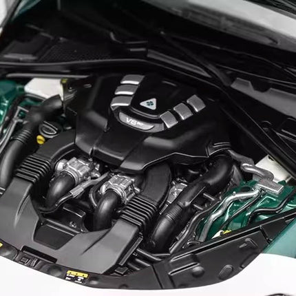 Motorhelix Alfa Romeo Giulia GTAm Green 1:18 Diecast Model Car - scale model for display