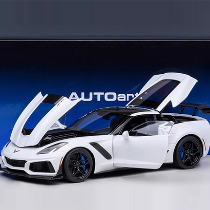 https://www.yxcarmodel.com/cdn/shop/files/46.png?v=1726106456&width=1946