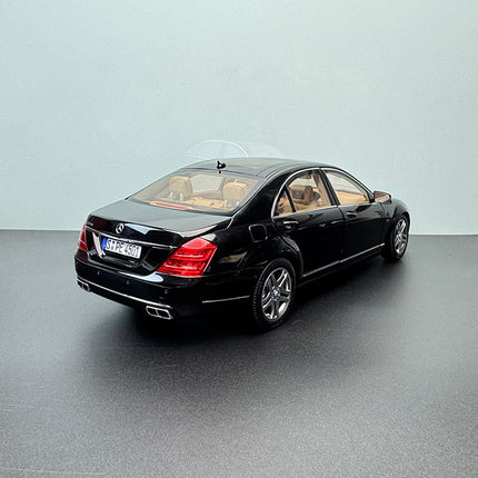 MH Mercedes-Benz S600L W221 Black 1:18 Diecast Model Car - premium collector scale model