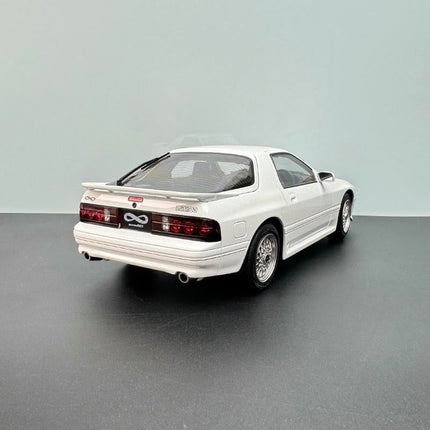 Whelart Mazda RX-7 FC3S White Unlimited Edition 1:18 Diecast Model Car - fine detailed model replica