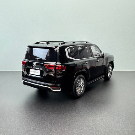 LCD Model Toyota Land Cruiser LC300 ZX Collection 1:18 Diecast Model Car - collectible scale model car