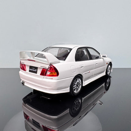 Motorhelix Mitsubishi Lancer Evolution IV 1:18 Diecast Model Car - fine detailed model replica
