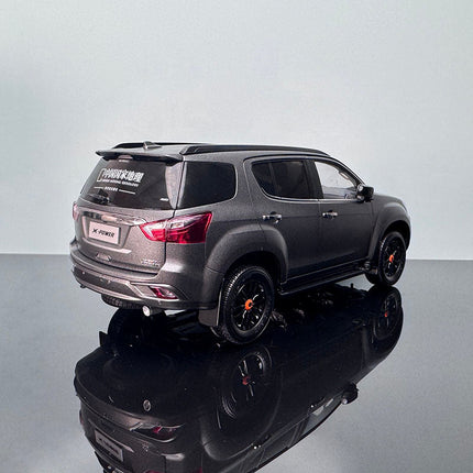 YX Car Model Isuzu MU-X Meteorite Grey 1:18 Diecast Model Car - collectible scale model car