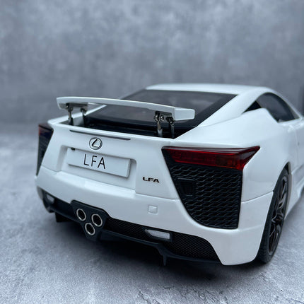 Lexus LFA Pop-Up Spoiler Edition 1:18 Diecast Model Car - fine detailed model replica
