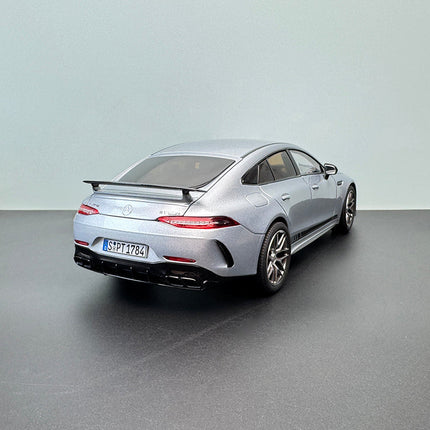 Norev Mercedes-Benz AMG GT63 4MATIC 2021 Silver 1:18 Diecast Model Car - studio product photo of the scale model