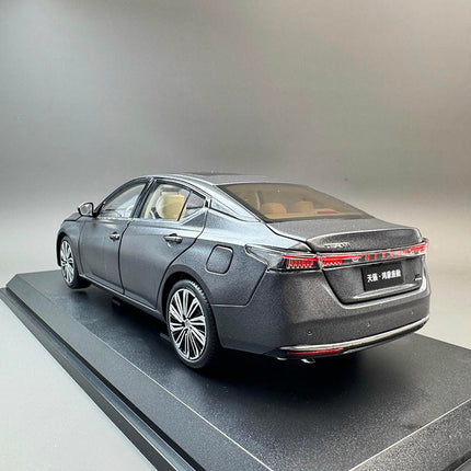 YX Car Model Nissan Altima 2026 Matte Black 1:18 Diecast Model Car - collectible scale model car