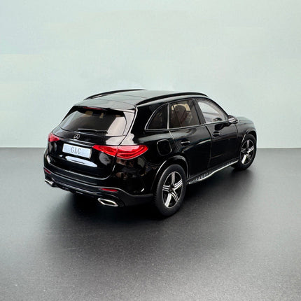 iScale Mercedes-Benz GLC X254 Gloss Black 1:18 Diecast Model Car - collectible scale model car
