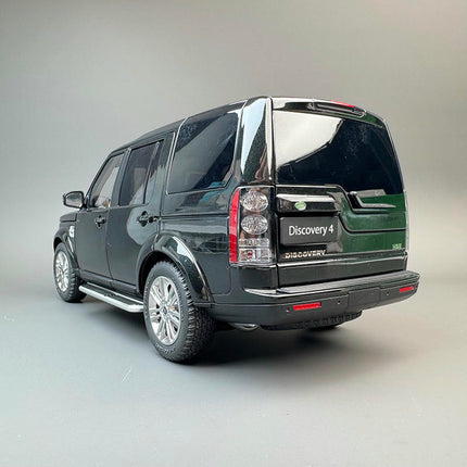 Whelart Land Rover Discovery 4 1:18 Diecast Model Car - fine detailed model replica