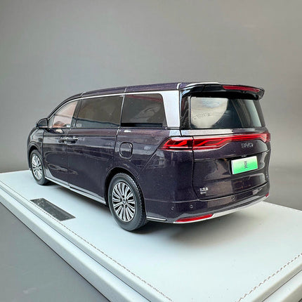 OEM BYD M9 Purple 1:18 Diecast Model Car - fine detailed model replica
