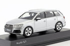 https://automodele.eu/environment/cache/images/productGfx_749566_500_500/5011407613-Audi-Q7-V8-TDI-Quattro-S-Line-4M-SUV-2015-Foil-Silver-Spark-143.jpg