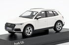https://automodele.eu/environment/cache/images/productGfx_749468_500_500/5011605631-Audi-Q5-2016-Ibis-White-Spark-by-iScale-143.jpg?overlay=1