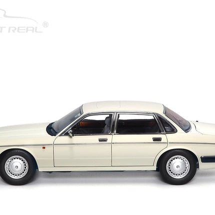 Almost Real Jaguar Daimler XJ6 (XJ40) White 1:18 Diecast Model Car - premium collector scale model
