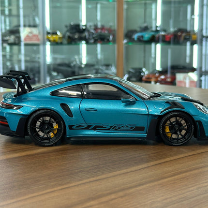 1/18 Diecast Porsche 911 GT3 RS (992, 2025) – Minichamps Dealer Edition (Ipanema Blue Metallic) - collectible scale model car
