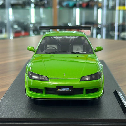 Solido Nissan Silvia S15 Spec-R Aero 1999 1:18 Diecast Model Car Green - studio product photo of the scale model