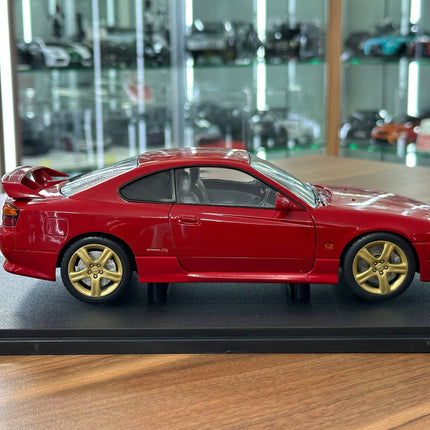 Solido 1:18 Diecast Nissan Silvia S15 Spec-R Aero 1999 Red - collectible scale model car