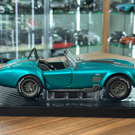 1/18 Pink Slips Shelby Cobra 427 S/C MK2 1967 Metallic Blue Diecast - collectible scale model car