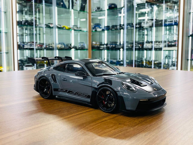 Minichamps Porsche 911 GT3 RS 2024 1:18 Diecast Model Car Grey - detailed collector display model
