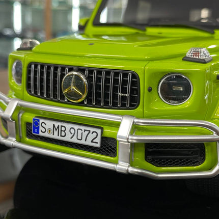 MotorHelix Mercedes-Benz AMG G63 2019 1:18 Lime Green Resin Model - collector edition scale model