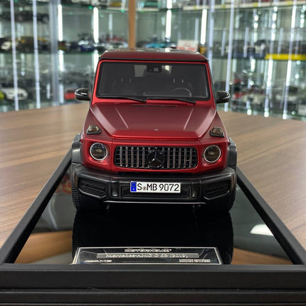 MotorHelix Mercedes-Benz AMG G63 2019 1:18 Matt Red Resin Model Limited 69 Pcs - studio product photo of the scale model