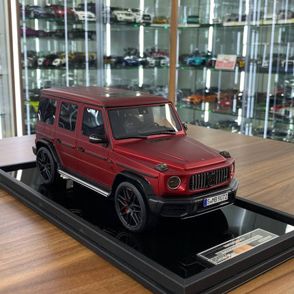 MotorHelix Mercedes-Benz AMG G63 2019 1:18 Matt Red Resin Model Limited 69 Pcs - detailed collector display model