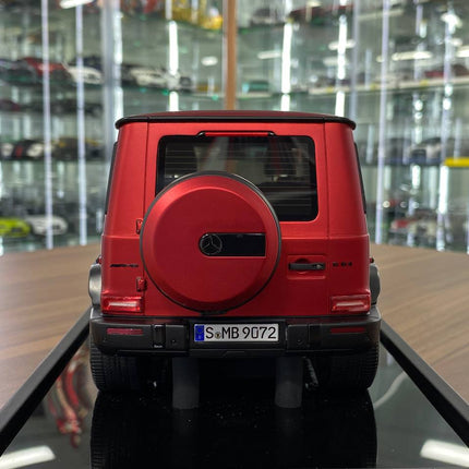 MotorHelix Mercedes-Benz AMG G63 2019 1:18 Matt Red Resin Model Limited 69 Pcs - premium collector scale model