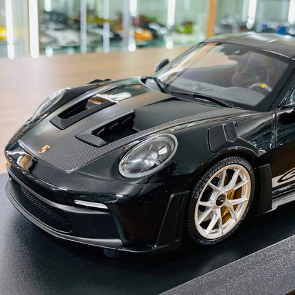 Minichamps Porsche 911 992 GT3 RS 2023 1:18 Diecast Model Black - premium collector scale model