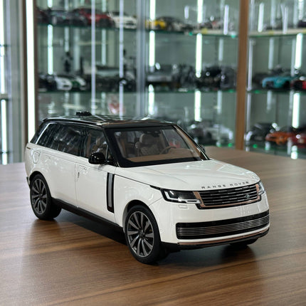 LCD Model Range Rover SV 2022 White/Black Roof 1:18 Diecast Model Car - detailed collector display model