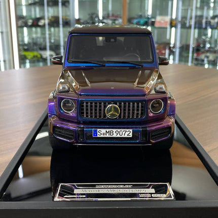 MOTORHELIX 1:18 Resin Mercedes-Benz AMG G63 2019 Chameleon - studio product photo of the scale model