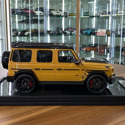 MotorHelix Mercedes-Benz G63 BRABUS 800 1:18 Resin Model Yellow Limited 99 Pcs - collectible scale model car