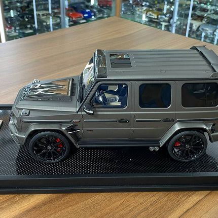 MotorHelix Mercedes-Benz G63 BRABUS 800 1:18 Matt Grey Resin Model - collectible scale model car
