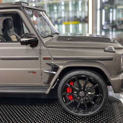 MotorHelix Mercedes-Benz G63 BRABUS 800 1:18 Matt Grey Resin Model - detailed die-cast style model