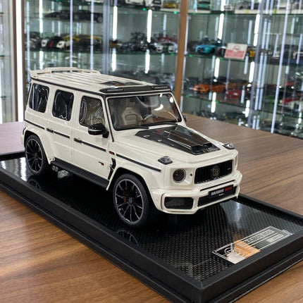 Pearl white MotorHelix Mercedes-Benz G63 Brabus 800 1:18 scale resin model SUV, detailed collector display piece