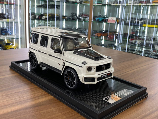Pearl white MotorHelix Mercedes-Benz G63 Brabus 800 1:18 scale resin model SUV, detailed collector display piece