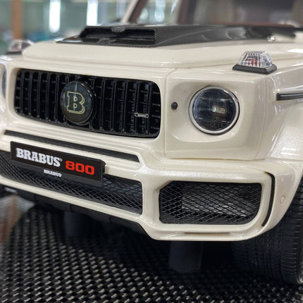 Pearl white Mercedes-Benz G63 Brabus 800 1:18 scale resin model SUV, premium collectible studio photo, limited edition