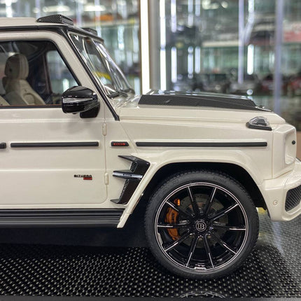 Detailed Pearl white MotorHelix Mercedes-Benz G63 Brabus 800 1:18 resin SUV model, sought-after collector car